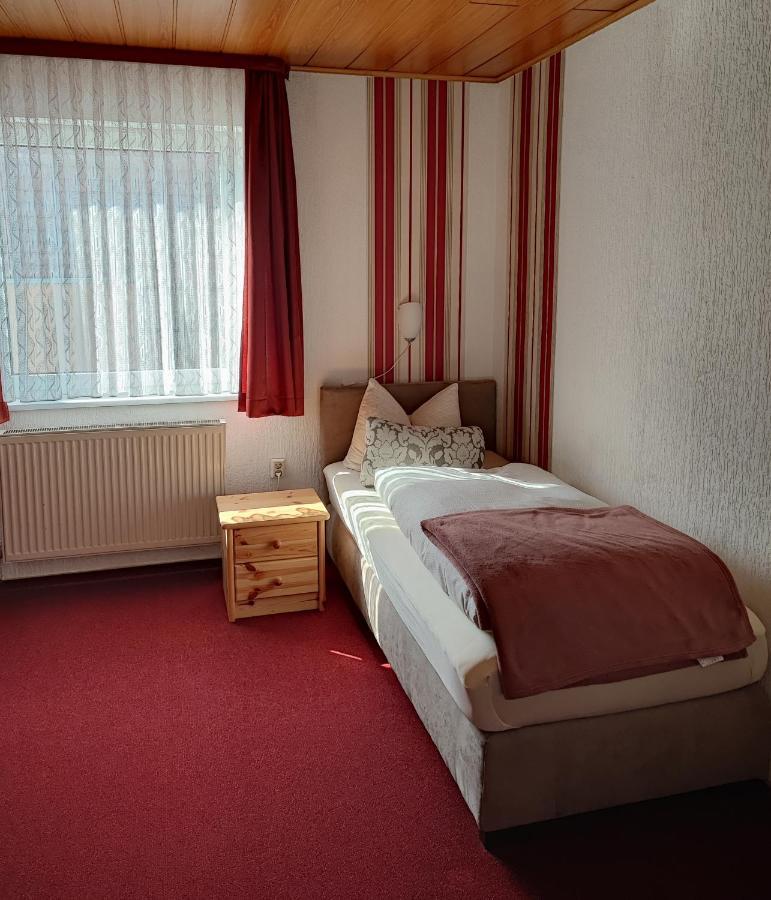 Hotel Und Restaurant Hohenzollern แอร์ฟวร์ท ภายนอก รูปภาพ
