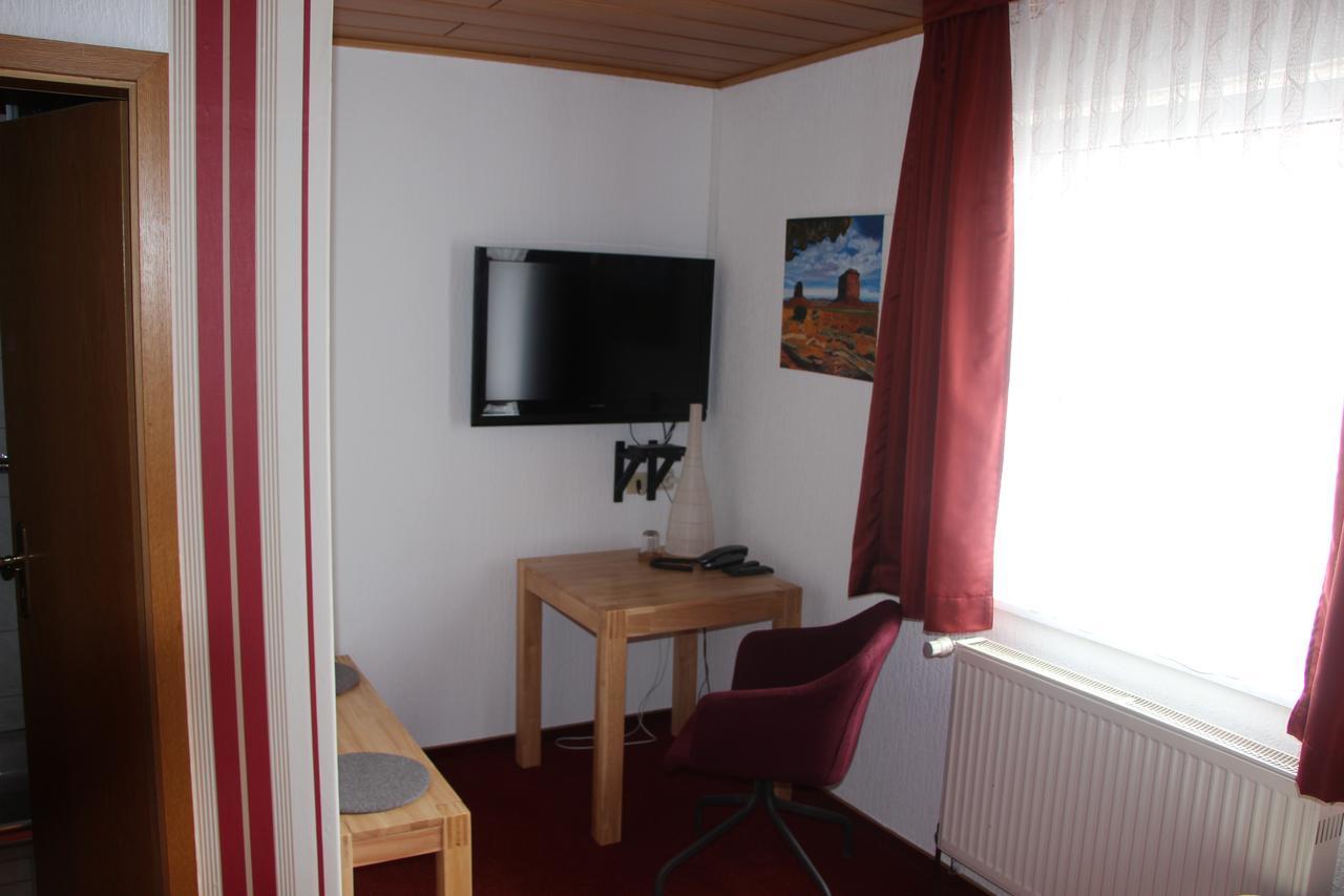 Hotel Und Restaurant Hohenzollern แอร์ฟวร์ท ภายนอก รูปภาพ
