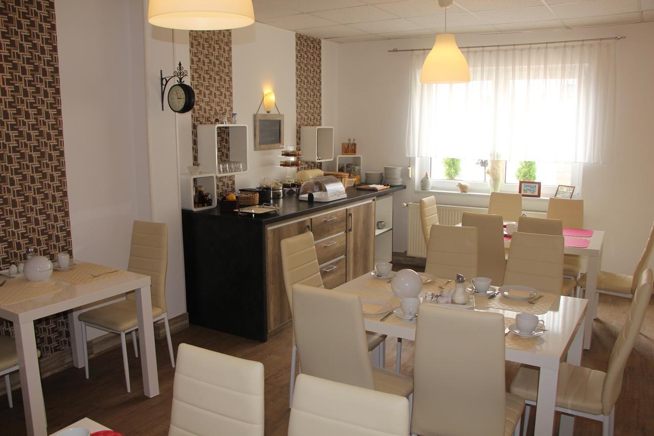 Hotel Und Restaurant Hohenzollern แอร์ฟวร์ท ภายนอก รูปภาพ